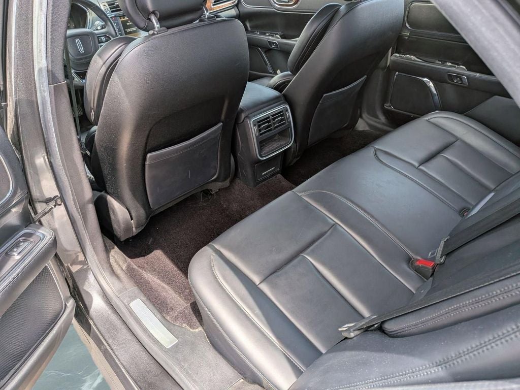 2018 Lincoln Continental Premiere