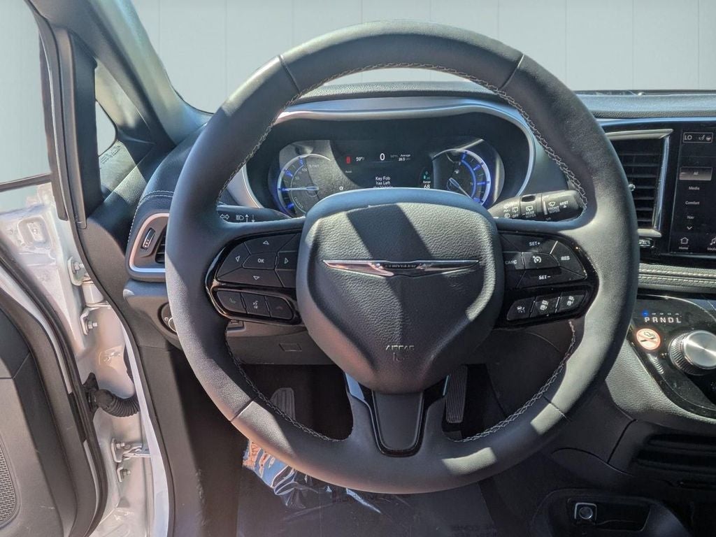 2024 Chrysler Pacifica Hybrid Select S Appearance