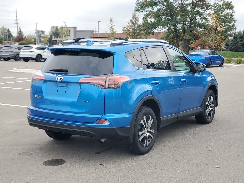 2018 Toyota RAV4 LE