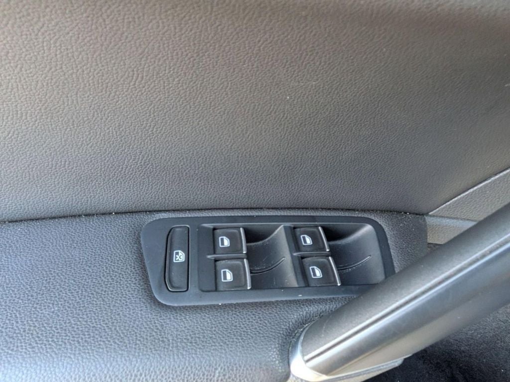 2015 Volkswagen Golf TSI SEL 4-Door