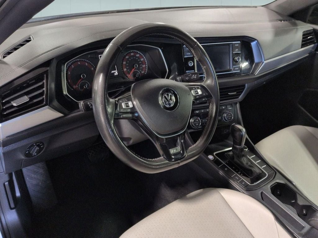 2019 Volkswagen Jetta R-Line