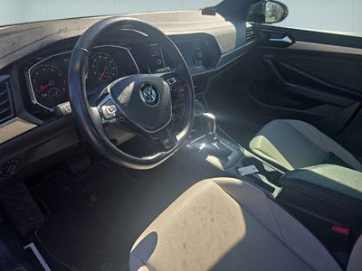 2019 Volkswagen Jetta R-Line