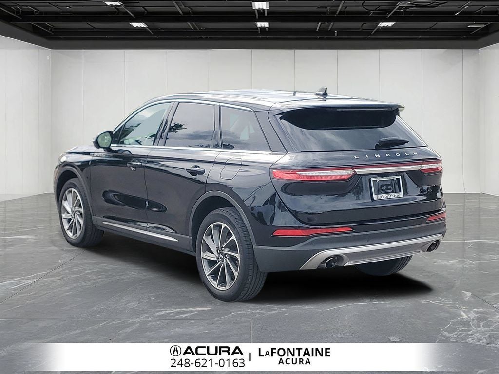 2023 Lincoln Corsair Standard
