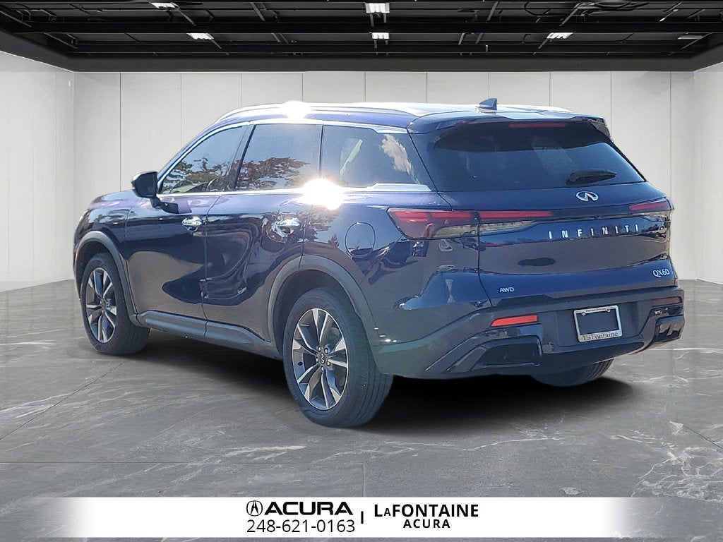 2023 INFINITI QX60 LUXE