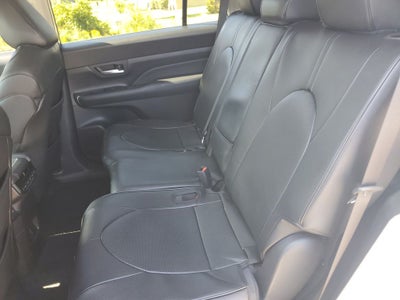 2025 Toyota Grand Highlander Hybrid LE