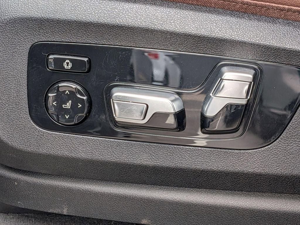 2020 BMW X5 M50i