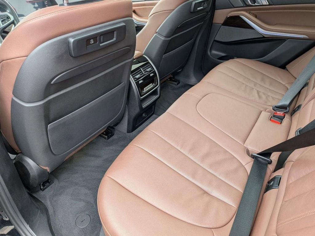 2020 BMW X5 M50i