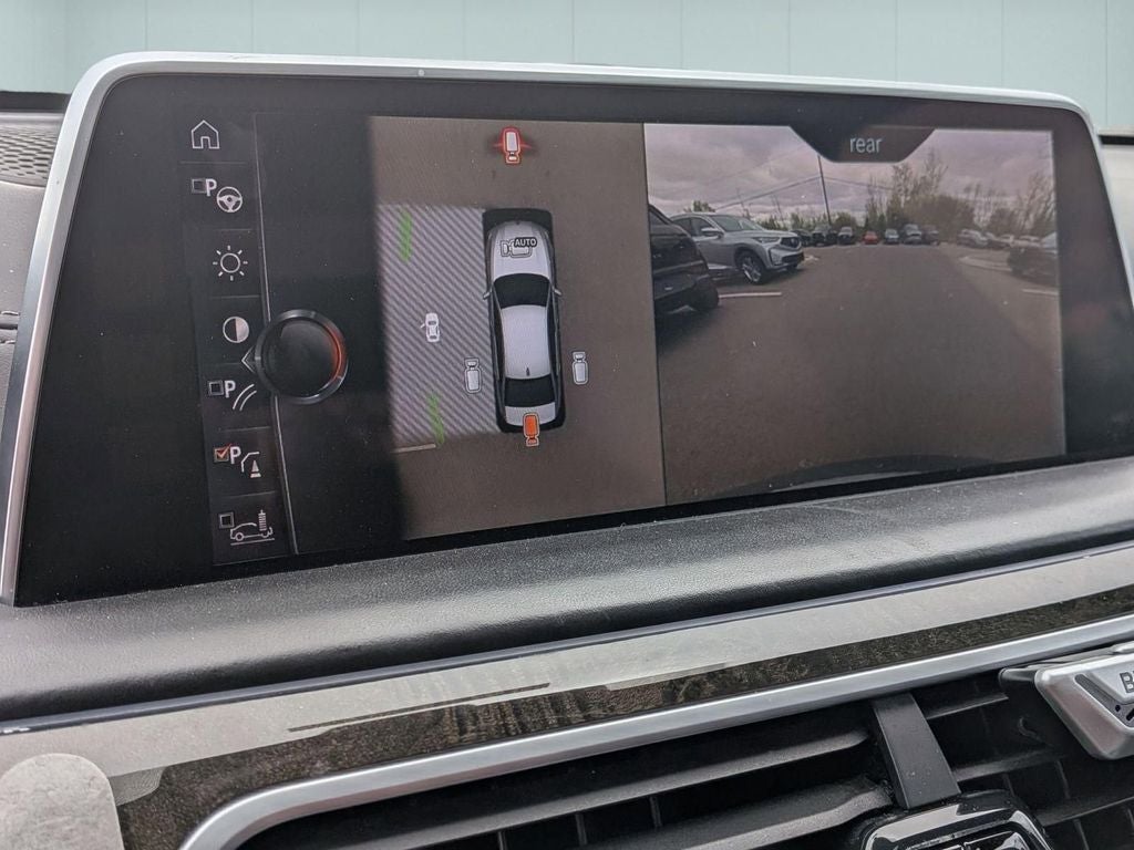 2016 BMW 7 Series 750i