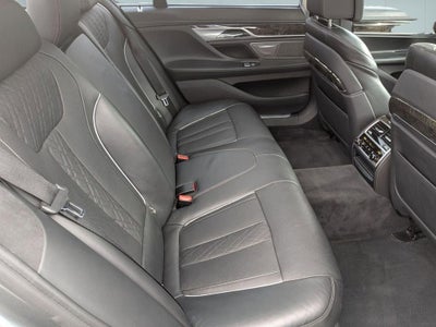2016 BMW 7 Series 750i