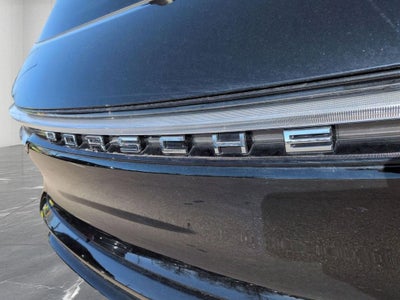 2025 Porsche Macan T
