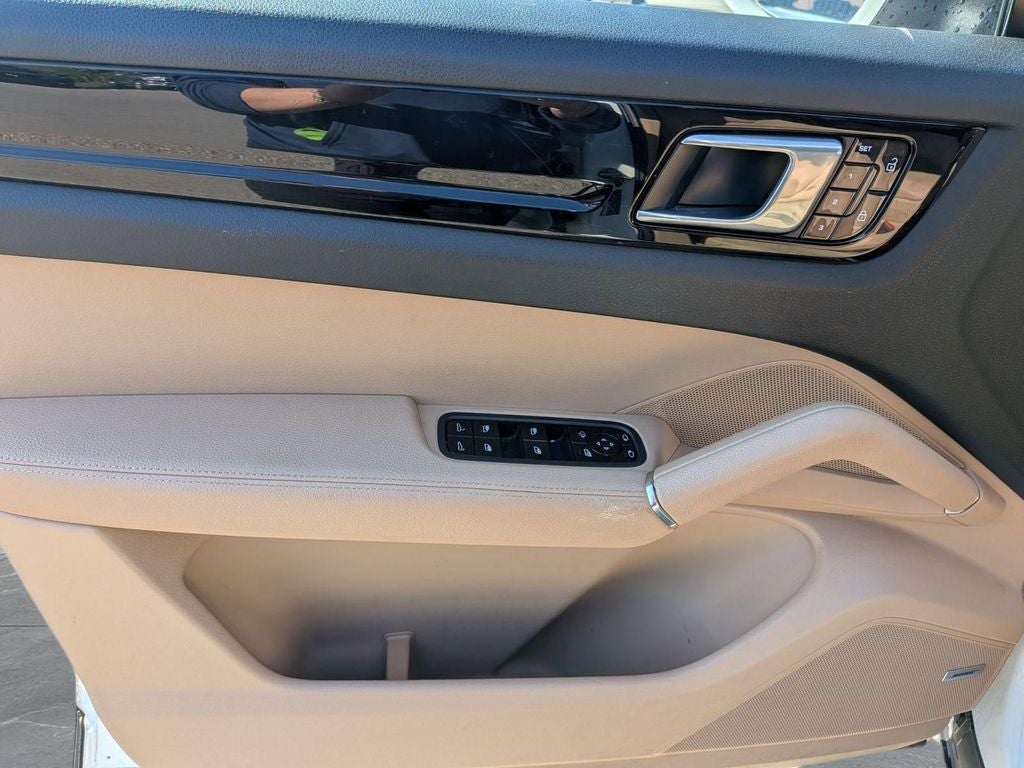 2019 Porsche Cayenne Base