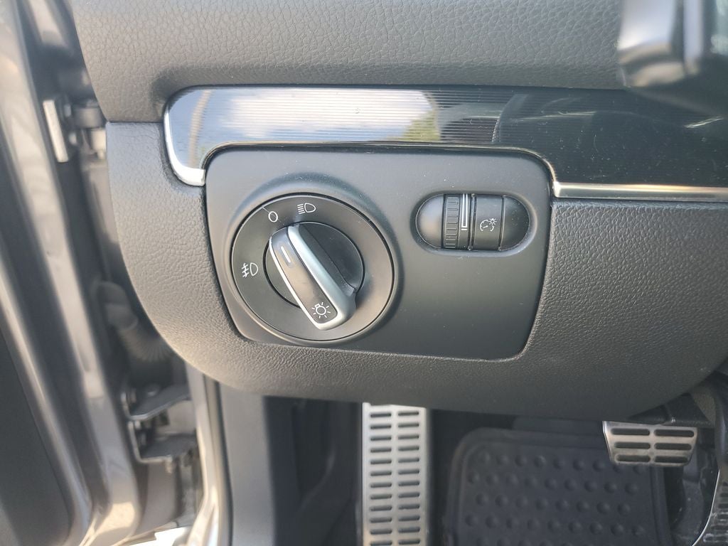 2012 Volkswagen GTI Base