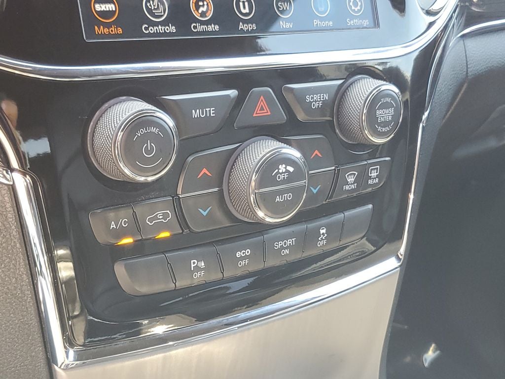 2020 Jeep Grand Cherokee Overland