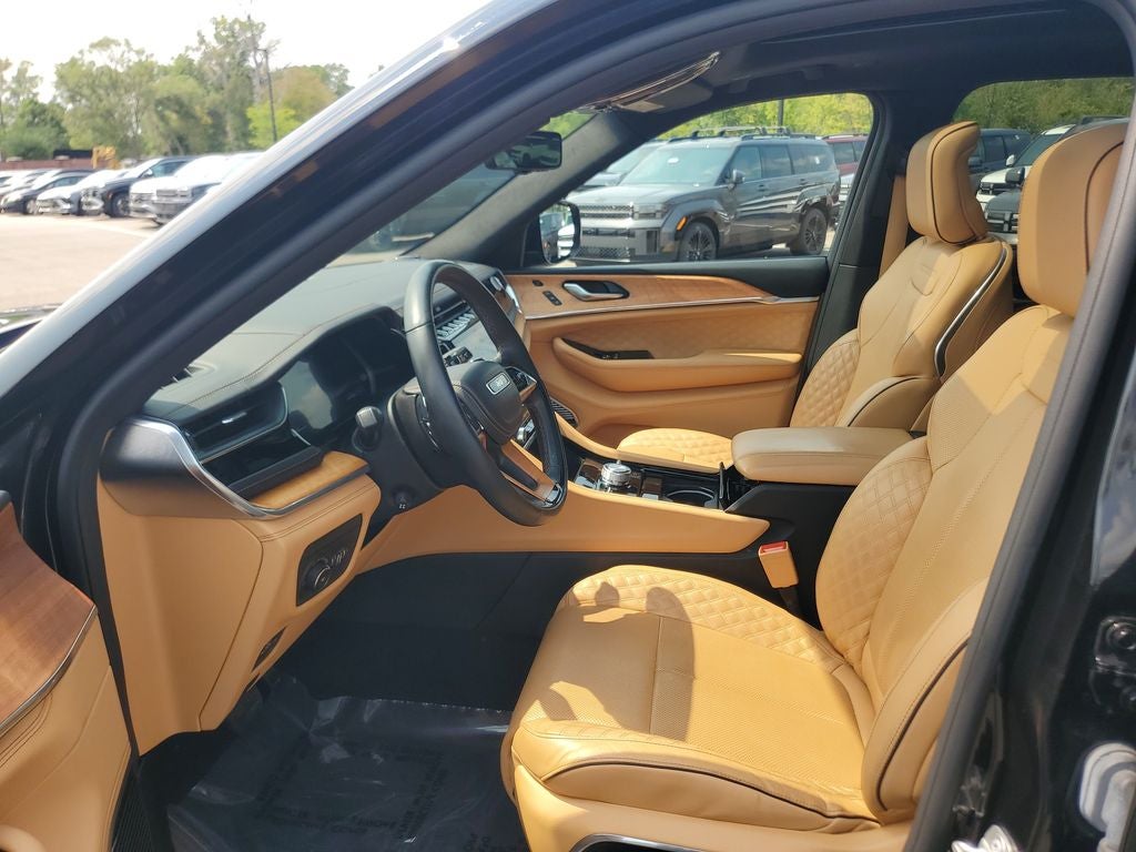 2023 Jeep Grand Cherokee L Summit