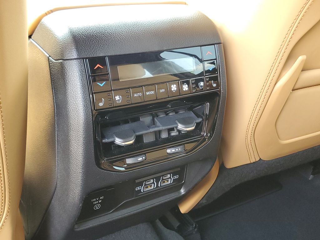 2023 Jeep Grand Cherokee L Summit
