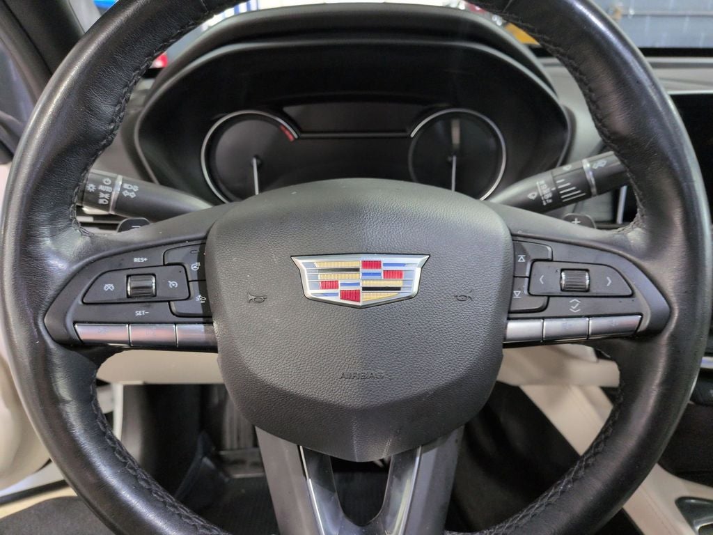 2023 Cadillac CT4 Luxury