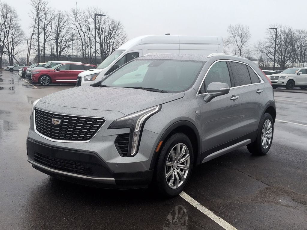 2023 Cadillac XT4 Premium Luxury