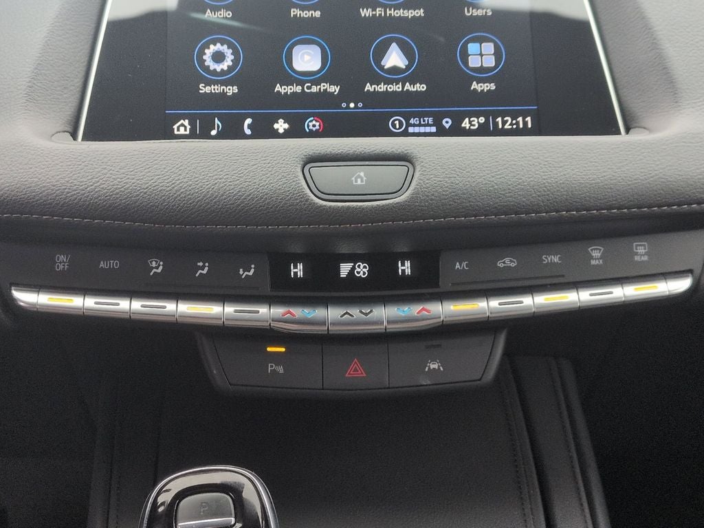 2023 Cadillac XT4 Premium Luxury