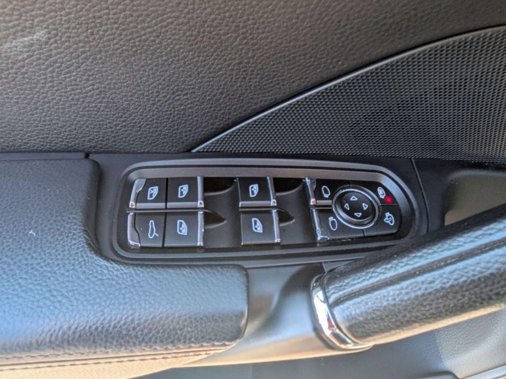 2018 Porsche Cayenne Platinum Edition