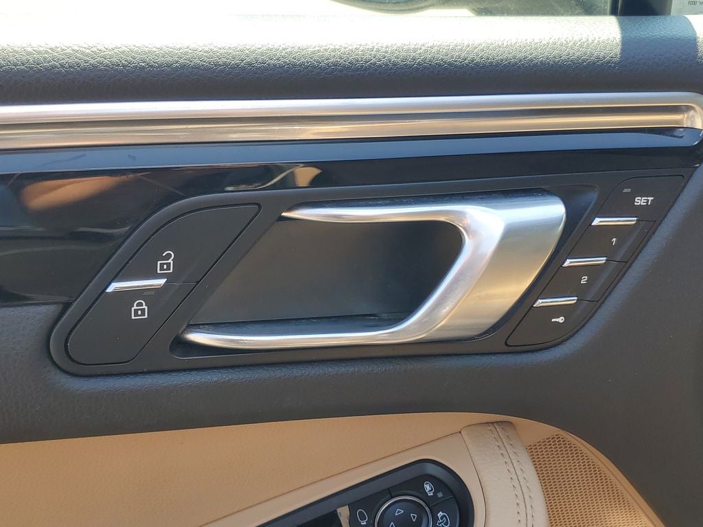 2021 Porsche Macan S