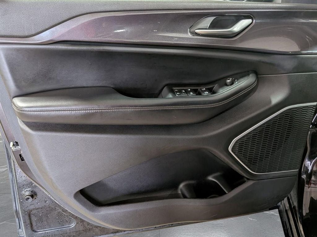2021 Jeep Grand Cherokee L Laredo