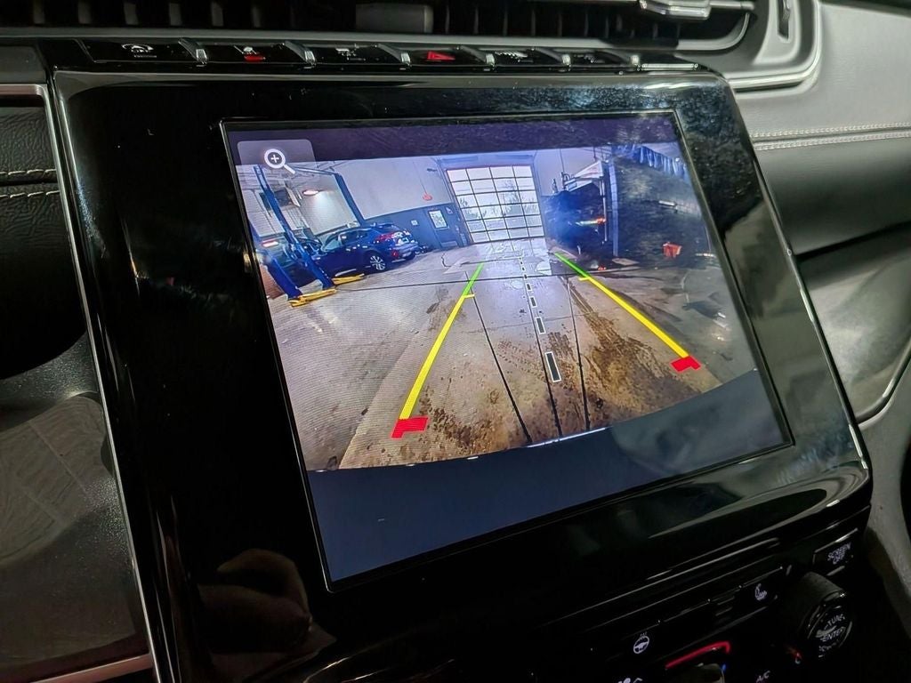 2021 Jeep Grand Cherokee L Laredo
