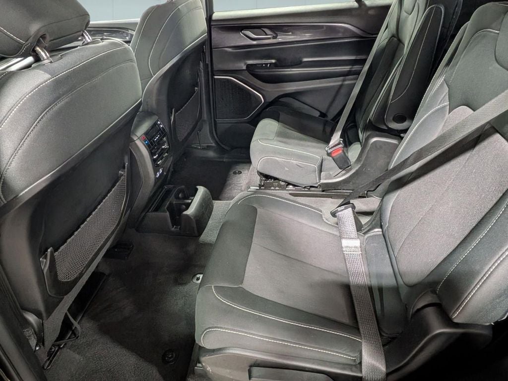 2021 Jeep Grand Cherokee L Laredo