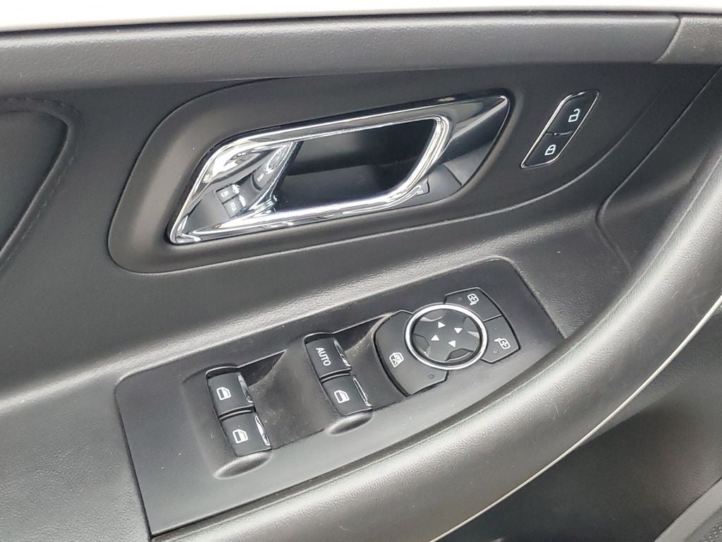 2018 Ford Taurus SEL