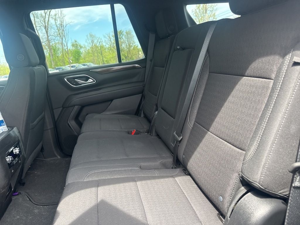 2023 GMC Yukon SLE