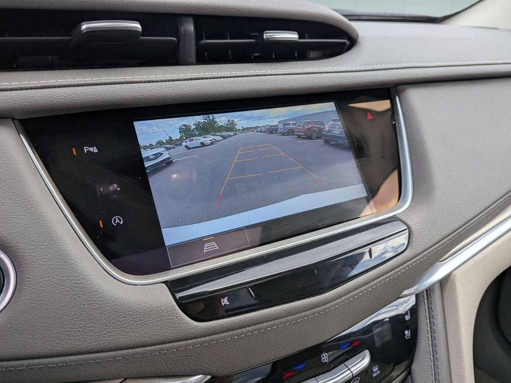 2023 Cadillac XT5 Premium Luxury