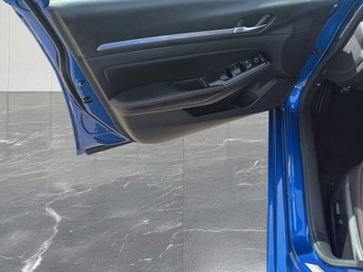 2025 Nissan Altima 2.5 SR