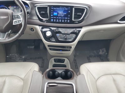 2017 Chrysler Pacifica Touring L Plus