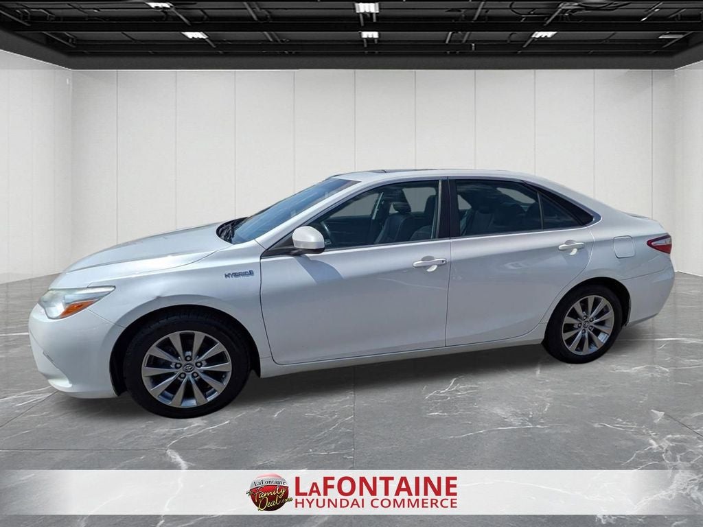 2016 Toyota Camry Hybrid XLE