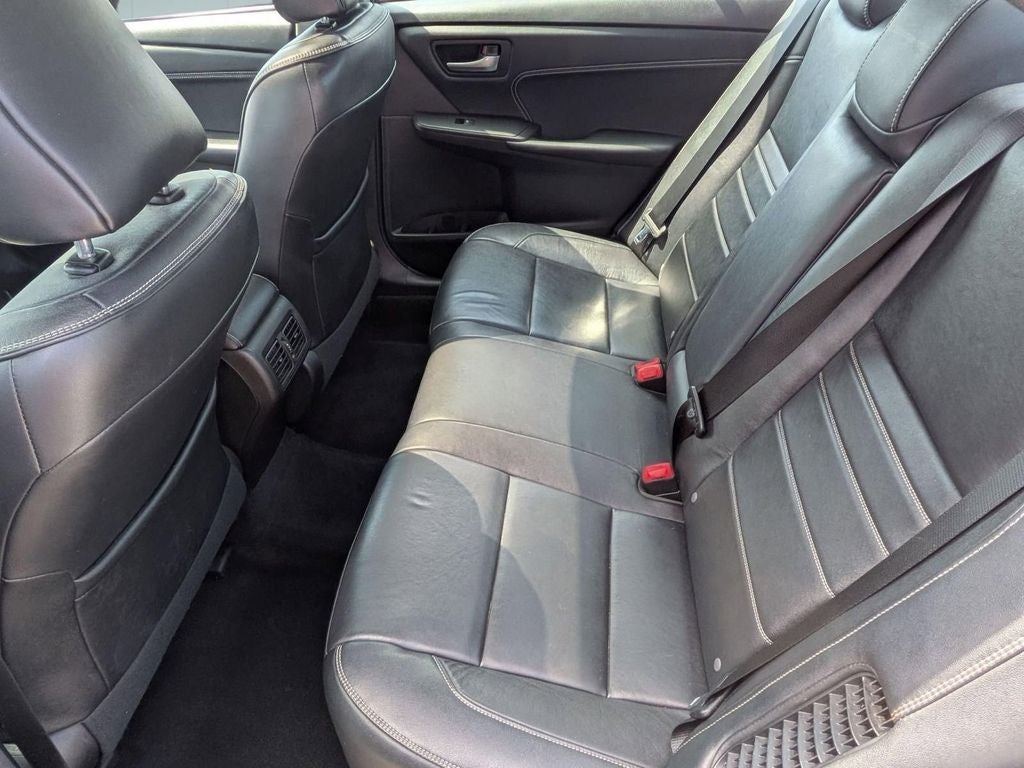 2016 Toyota Camry Hybrid XLE