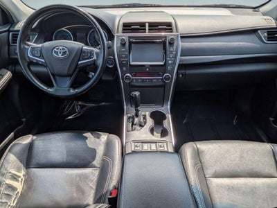 2016 Toyota Camry Hybrid XLE