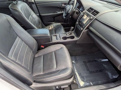 2016 Toyota Camry Hybrid XLE