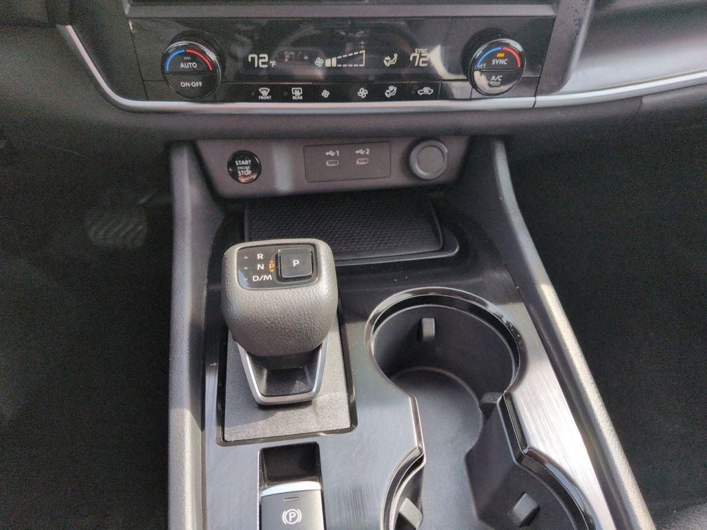 2025 Nissan Rogue SV