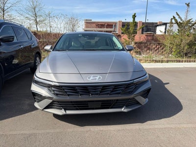 2025 Hyundai Elantra Hybrid Limited