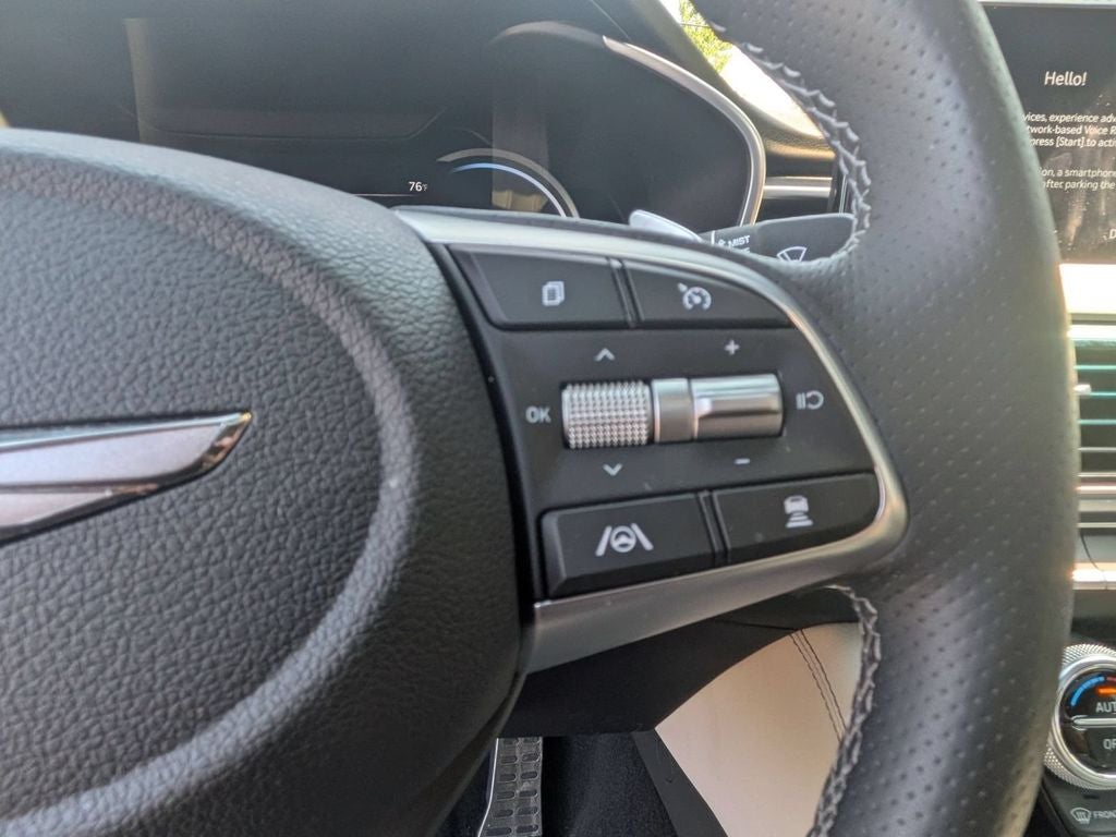 2023 Genesis G70 2.0T