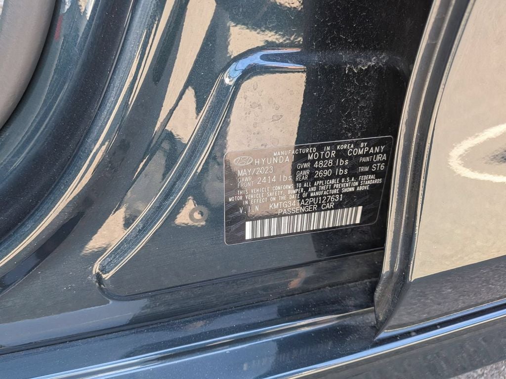 2023 Genesis G70 2.0T