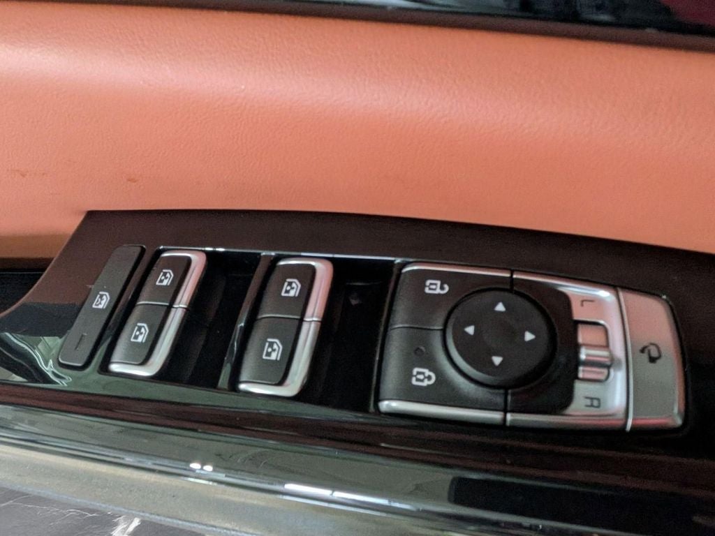 2024 Kia Carnival SX