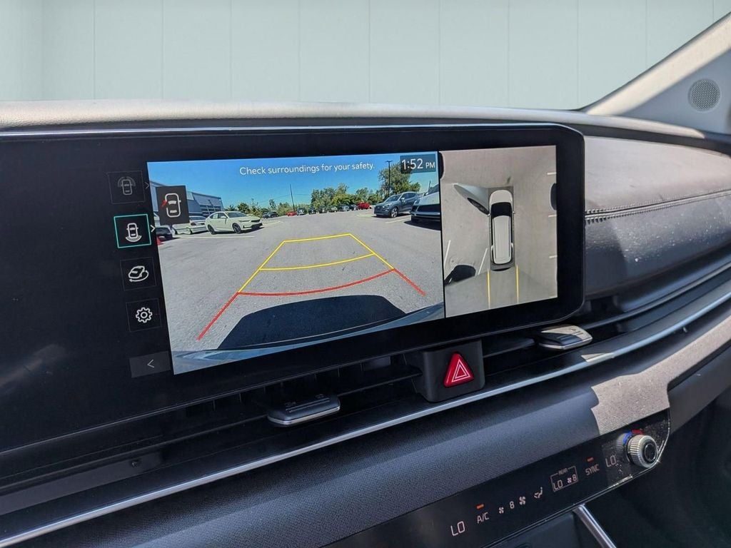 2025 Kia Carnival SX